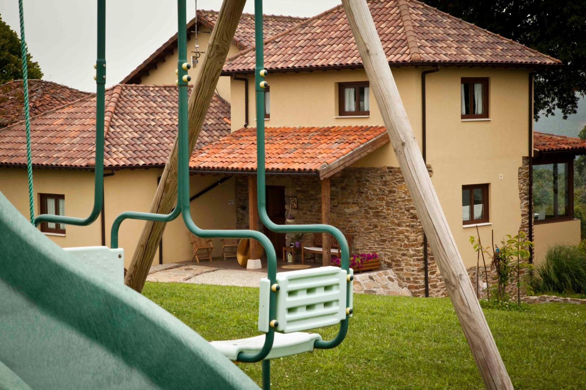 Hostal La Casa de la Abuela Milagros Pravia Exterior foto